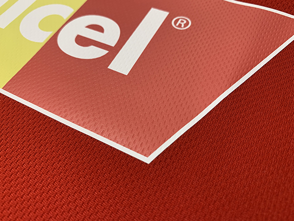 zeefdruk druktechniek voor textiel en bedrijfskledij