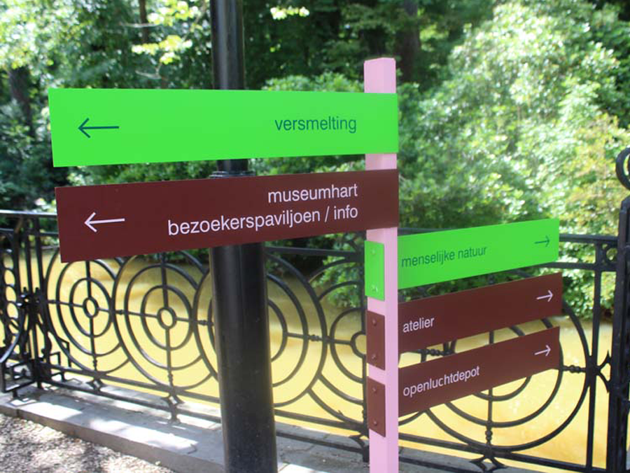 Opticom, reclamezuil, totem, Fleetmarking, lichtreclame gevel, gevelletters, wagenbelettering, signalisatie