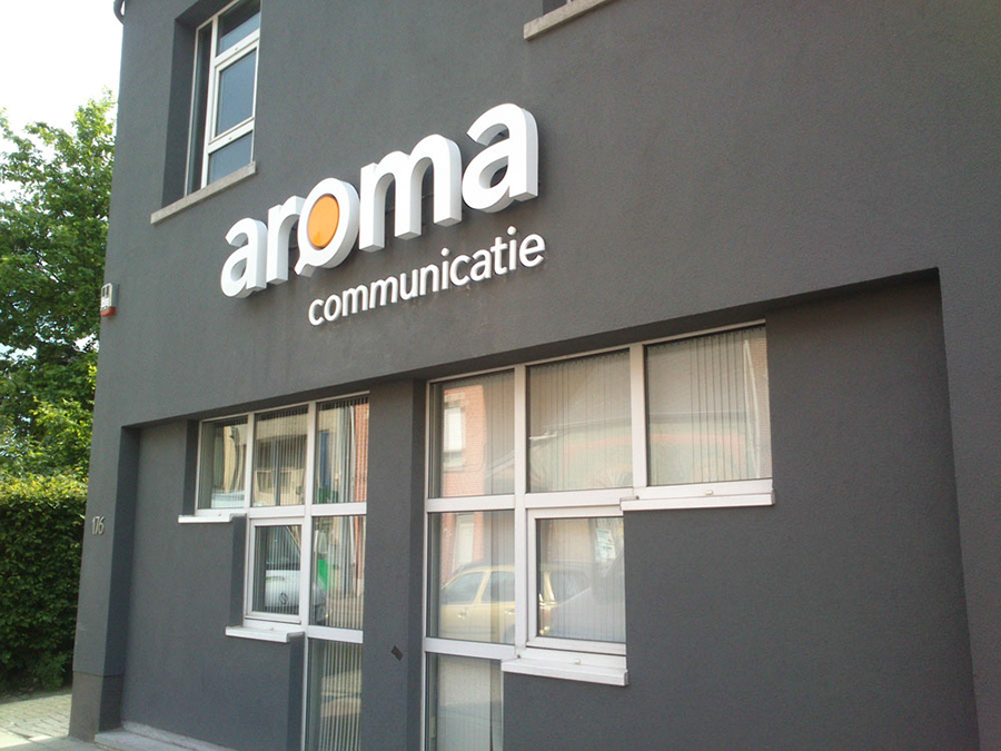 3D letters, lichtreclame, doosletters, freesleters, gevelleters, verlichtte doosletters, blokletter